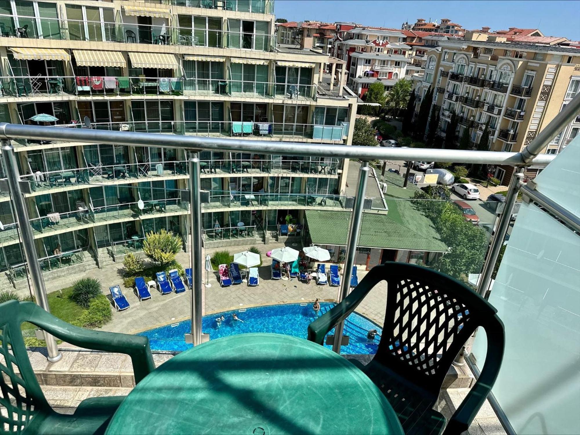 Julia Family - Menada Apartments Sunny Beach Eksteriør billede