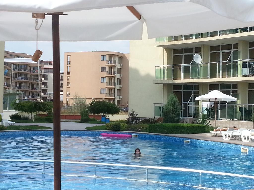 Julia Family - Menada Apartments Sunny Beach Eksteriør billede