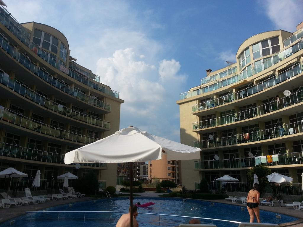 Julia Family - Menada Apartments Sunny Beach Eksteriør billede