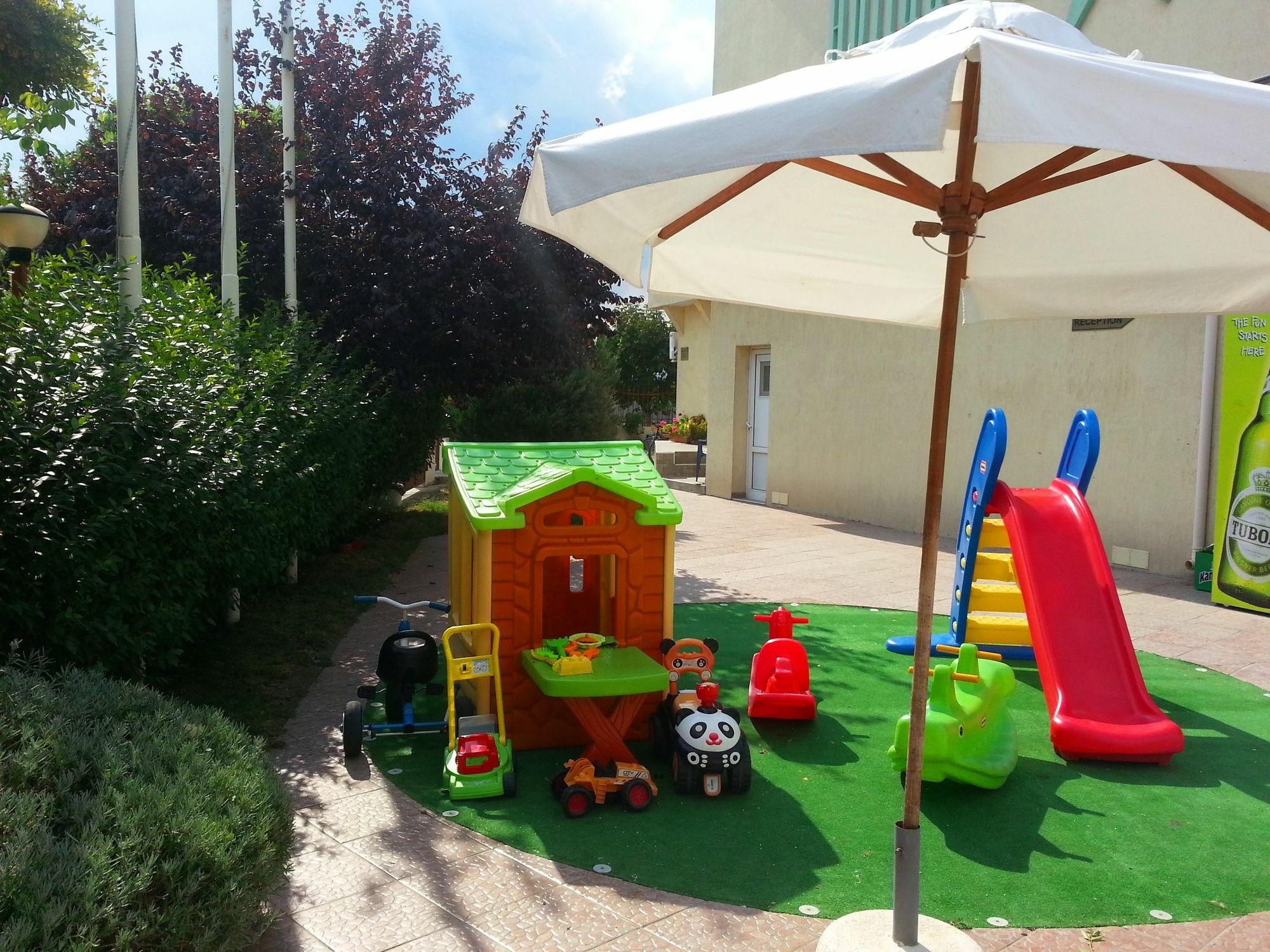 Julia Family - Menada Apartments Sunny Beach Eksteriør billede